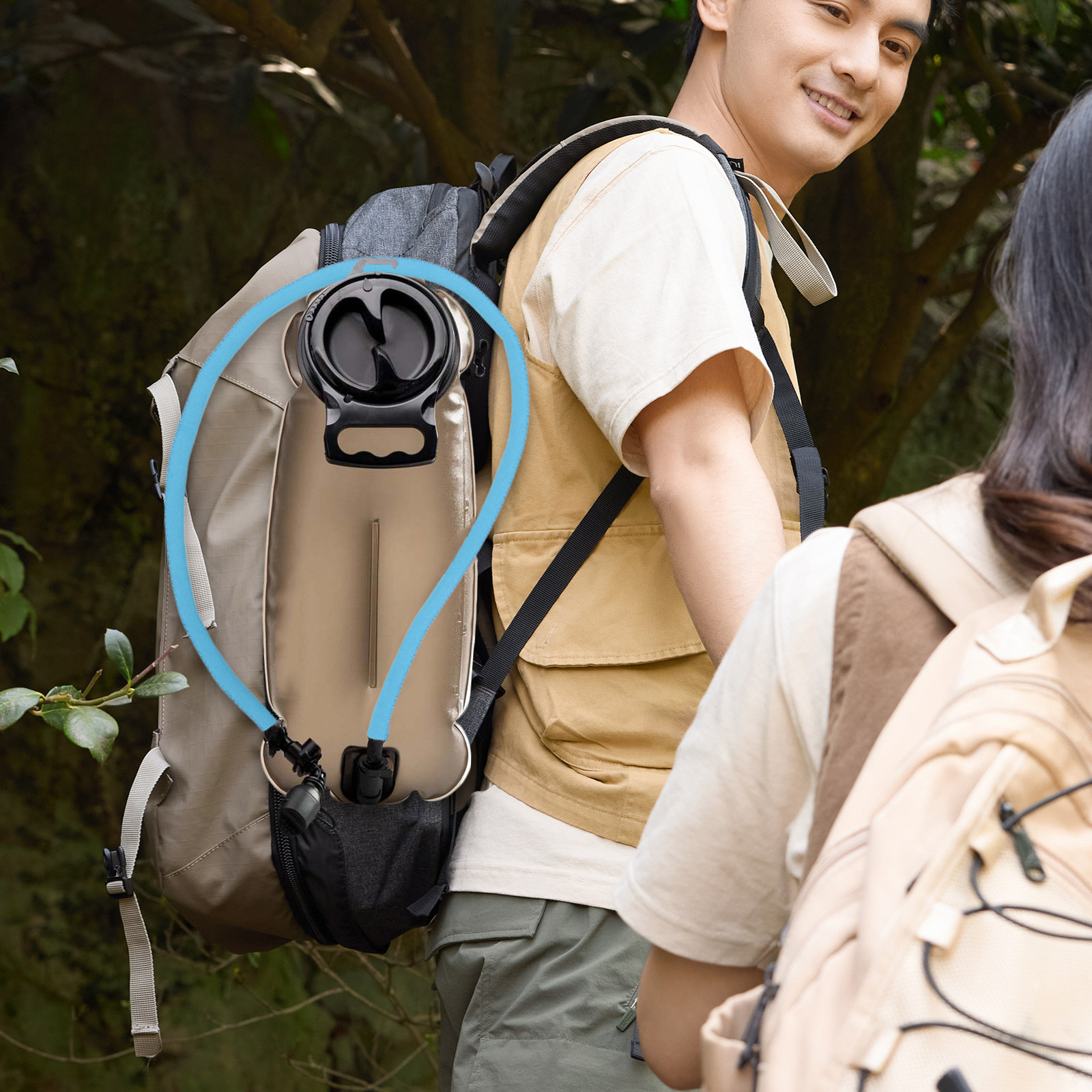 Neoprene Insulated Hydration P - Hydration Pack Outdoor review and price
